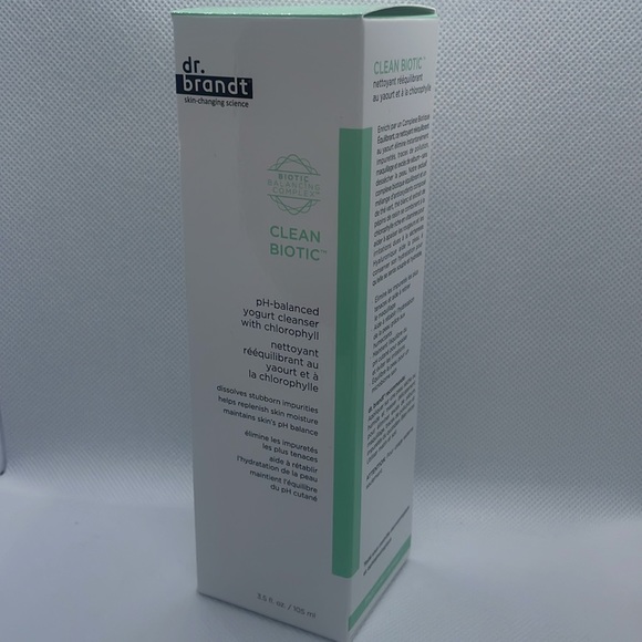Dr. Brandt clean biotic ph-balanced yogurt cleanser with chlorophyll 105ml/3.5oz - Picture 5 of 7